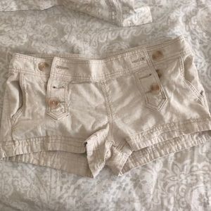 Express khaki shorts size 6